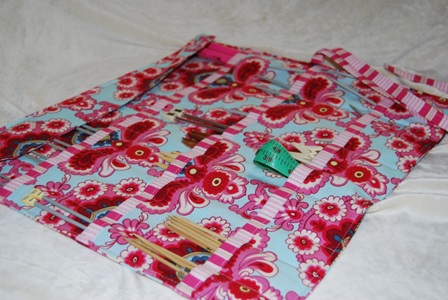 The Knit & Go Girl Deluxe Needle Roll